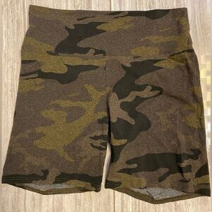 TNA Camo Biker Shorts 7”